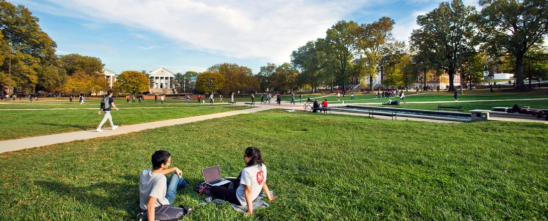 Students on mall